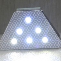 芜湖太阳能梯形轮廓标 led护栏轮廓标 交通警示灯